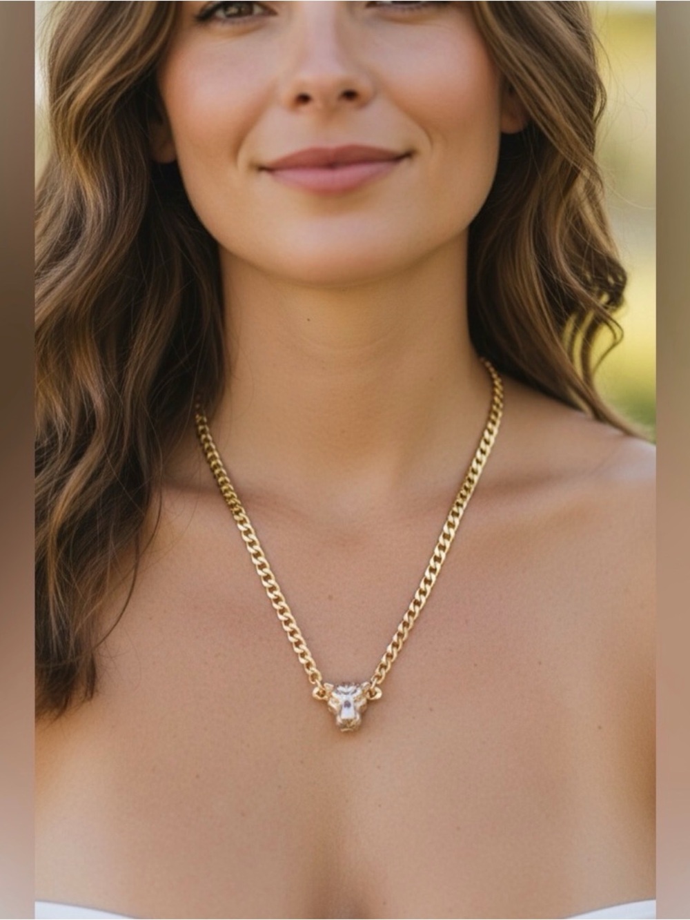 Gold Tone  Panther Pendant Chain Necklace - Women Jewelry